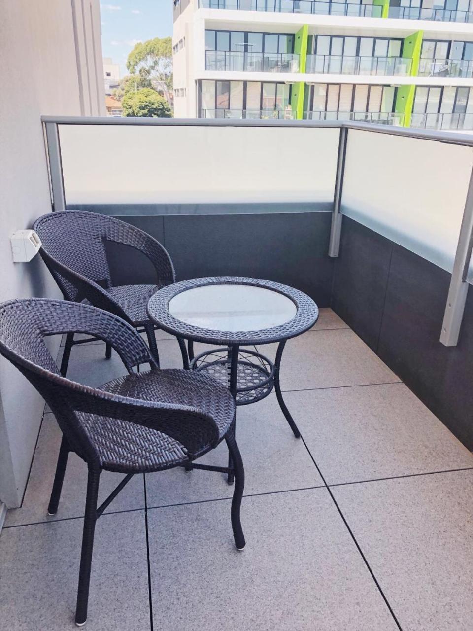 Poplar Box Hill Apartment Luaran gambar