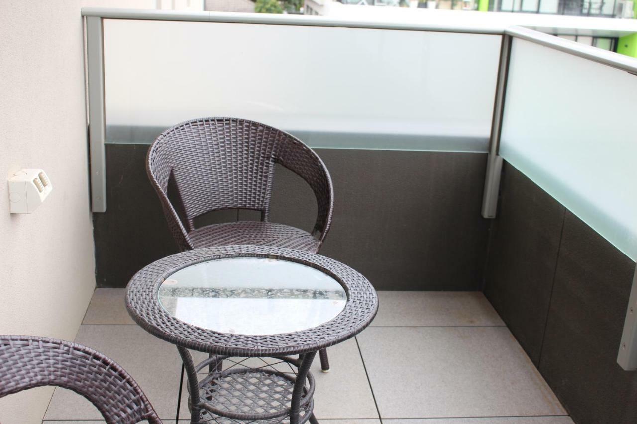 Poplar Box Hill Apartment Luaran gambar